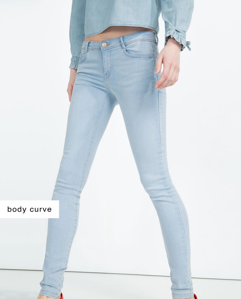 BODY CURVE JEGGINGS