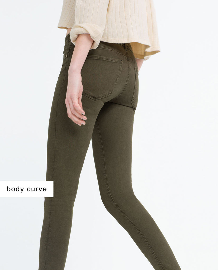 BODY CURVE JEGGINGS