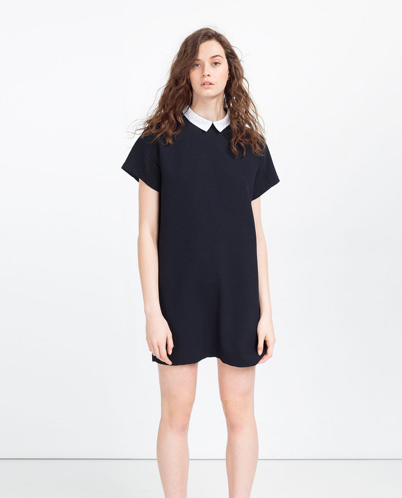 STRAIGHT CUT DRESS WITH COLLAR